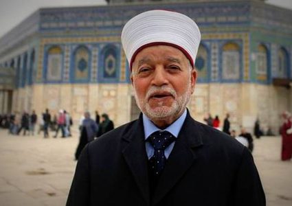 المفتي العام يحذر من عواقب اقتحامات المسجد الأقصى