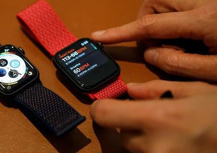 تحديث النظام الجديد لساعات آبل يوقفها بالكامل