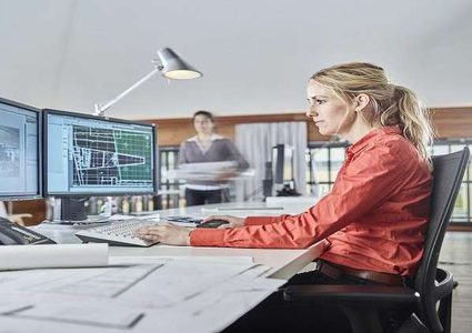 كيف نحمي العيون من تأثير الكمبيوتر؟