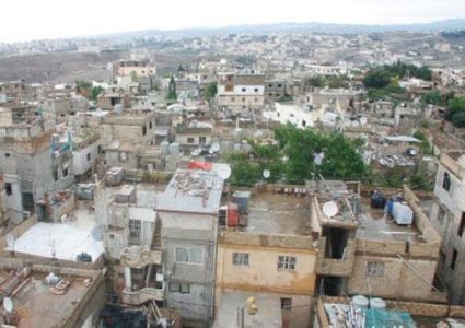 فتح توضح ما حدث في مخيم المية مية وترد على الحمود