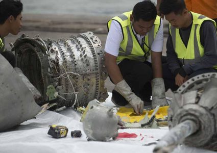 سقوط الطائرة الإندونيسية.. بوينغ تعترف