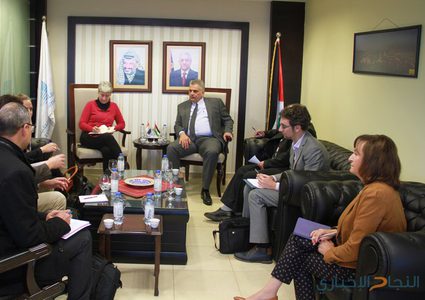 غنيم يبحث مع البعثة الفرنسية مشاريع قطاع المياه