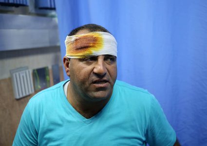 اصابات خلال هجوم للمستوطنين على مدرسة عوريف