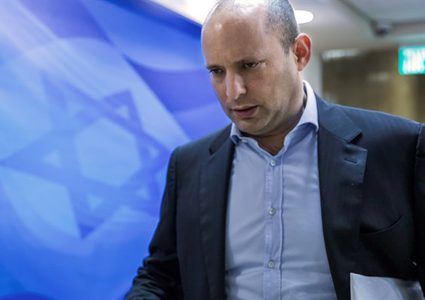 "بينت" يطالب بإقالة "دينا زيلبر" بأسرع وقت ممكن