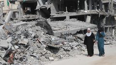 الأونروا توقف صرف بدل ايجار للمدمرة منازلهم في غزة