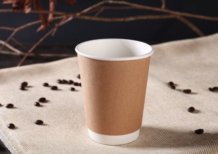 احذروا تناول المشروبات الساخنة في أكواب البلاستيك!