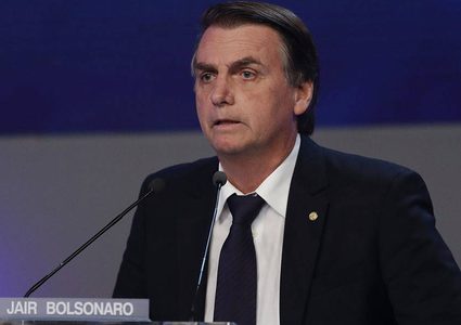 بولسونارو: لا يمكنني انقاذ البرازيل بمفردي