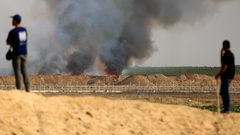 شهيد و37 اصابة بمسيرات العودة رغم الدعوة لسلميتها
