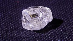 العثور على ألماسة كبيرة عمرها 350 مليون سنة