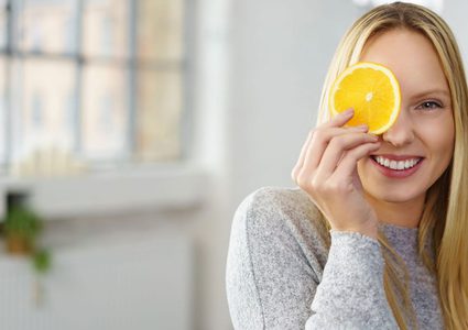 فوائد وأضرار الليمون على البشرة