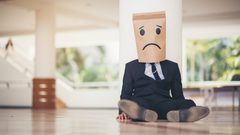 علماء: شعورك بالاكتئاب مرتبط بالفيسبوك وانستغرام!