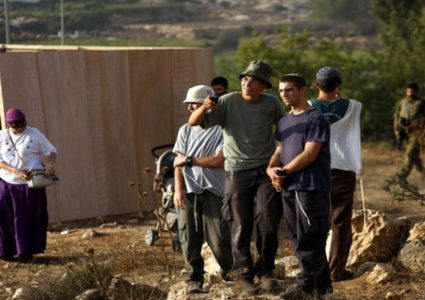 مستوطنون يقتحمون المنطقة الأثرية في سبسطية