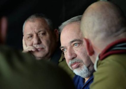 ليبرمان يجري جلسة أمنية جديدة بعد عملية غزة