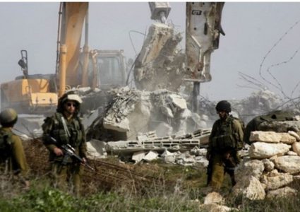 الاحتلال يهدم غرفة زراعية جنوب نابلس