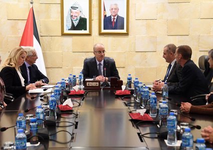 الحمدالله: ملتزمون بالسلام وفق قرارات الشرعية