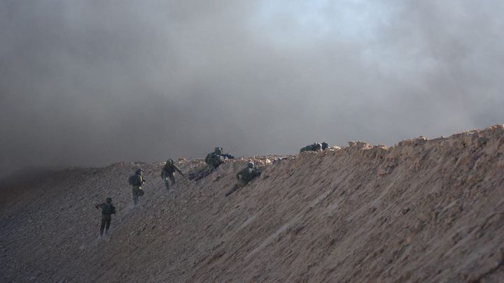 قوات الاحتلال تعتقل مواطن على الحدود مع القطاع