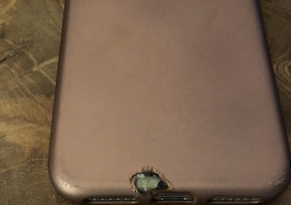 لعنة الاحتراق تصل "آيفون- X"