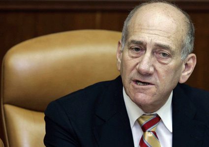 أولمرت: الفلسطينيون لقّنونا الدرس