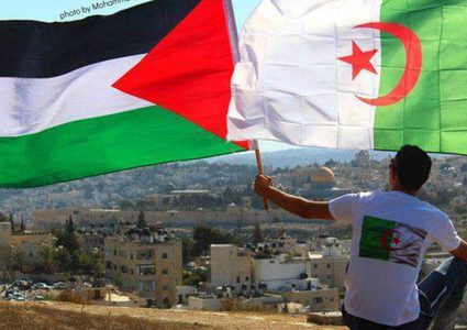 الجزائر تصدر طابعا بريديا باستقلال دولة فلسطين