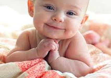 دراسة جديدة "تفجر مفاجأة" عن ضحك الأطفال