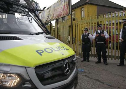 "ألبانيون من الجحيم" يرعبون بريطانيا