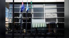 خلاف بشأن احتمال نقل السفارة