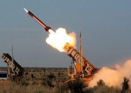 دفاعات التحالف تعترض 3 صواريخ باليستية فوق مأرب