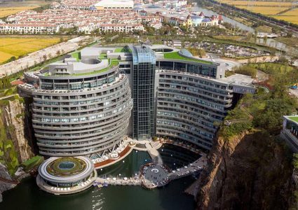 بالصور.. الصين تدشن أول فندق تحت الأرض