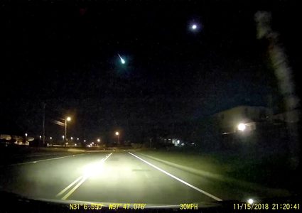 جسم غامض فوق تكساس: كرة نارية وسط السماء