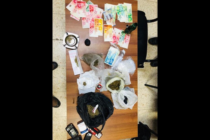 ضبط ثلاثة تجّار مخدرات في جنين