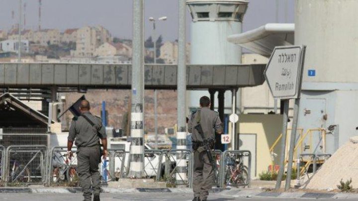 سلطات الاحتلال تهدم "كرفانا" سكنيا في قرية قلنديا