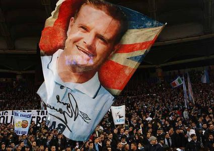 أسطورة الكرة الإنجليزية متهم بالاعتداء الجنسي