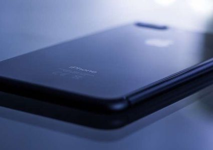 مبرمجان يستعيدان صور محذوفة من هواتف آيفون