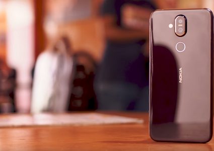 نوكيا تنافس آبل بهاتف مميز