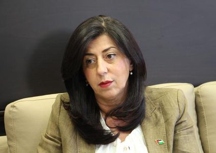 عودة تتسلم تقرير مشروع ترقوميا الصناعية