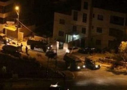 الاحتلال يغلق المدخل الرئيسي لبلدة بيت فجار