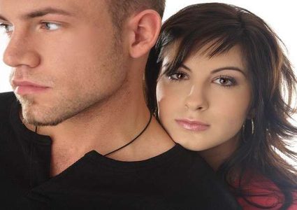 خمس علامات تدل على الرجل النرجسي!