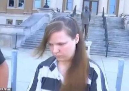 بشاعة جريمة هذه المرأة جعلت القاضي يبكي