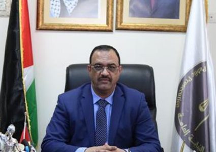 الاحتلال يسحب بطاقة VIP من النائب العام أحمد براك