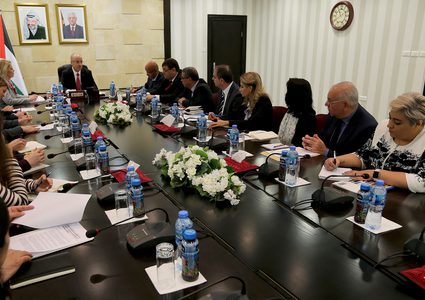 رئيس الوزراء رامي الحمد الله، يستقبل ممثلي عدد من الدول المانحة للقدس الشرقية والمناطق المسماة "ج"