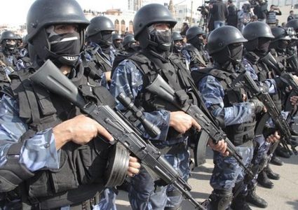 السجن 15 عاما لثلاثة متهمين بتسريب أراضٍ للاحتلال