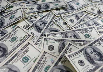 الدولار ينخفض لليوم الثاني