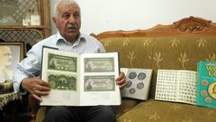 أنور ازغير  يهوى جمع العملات منذ 55 عاماً