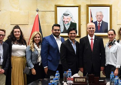 الحمدالله يجتمع بوفد من الحزب الليبرالي الكندي