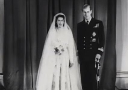 ملكة بريطانيا تحتفل بعيد زواجها الـ71