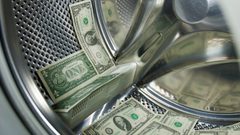 لص يطبق المبدأ الحرفي لعملية "غسيل الأموال" !