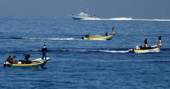 الاحتلال يفرج عن ثلاثة صيادين