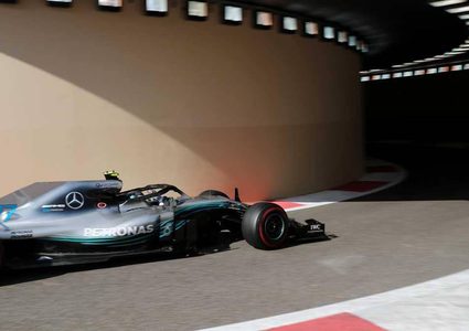 بوتاس يضع مرسيدس في الصدارة بتجارب أبوظبي