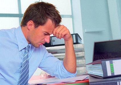 دراسة تربط بين التنمر في العمل وأمراض خطيرة