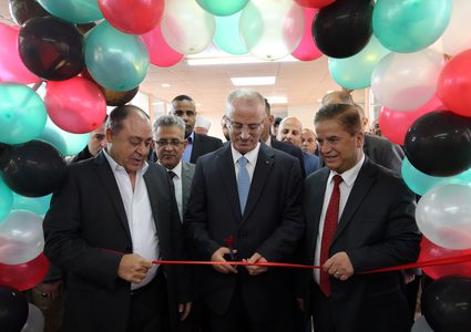 رئيس الوزراء د. رامي الحمد الله يفتتح مبنى الطوارئ في مستشفى رفيديا وقسم العناية الحثيثة في المشفى الوطني بنابلس.
